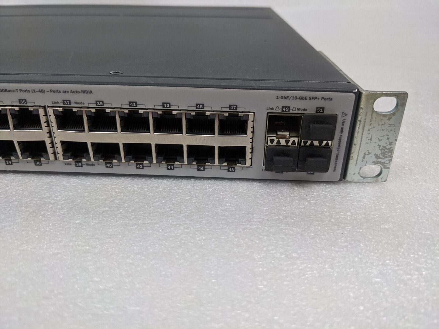 HP E3800 J9576A 48G-4SFP 48-Port Switch | No Power Supplies