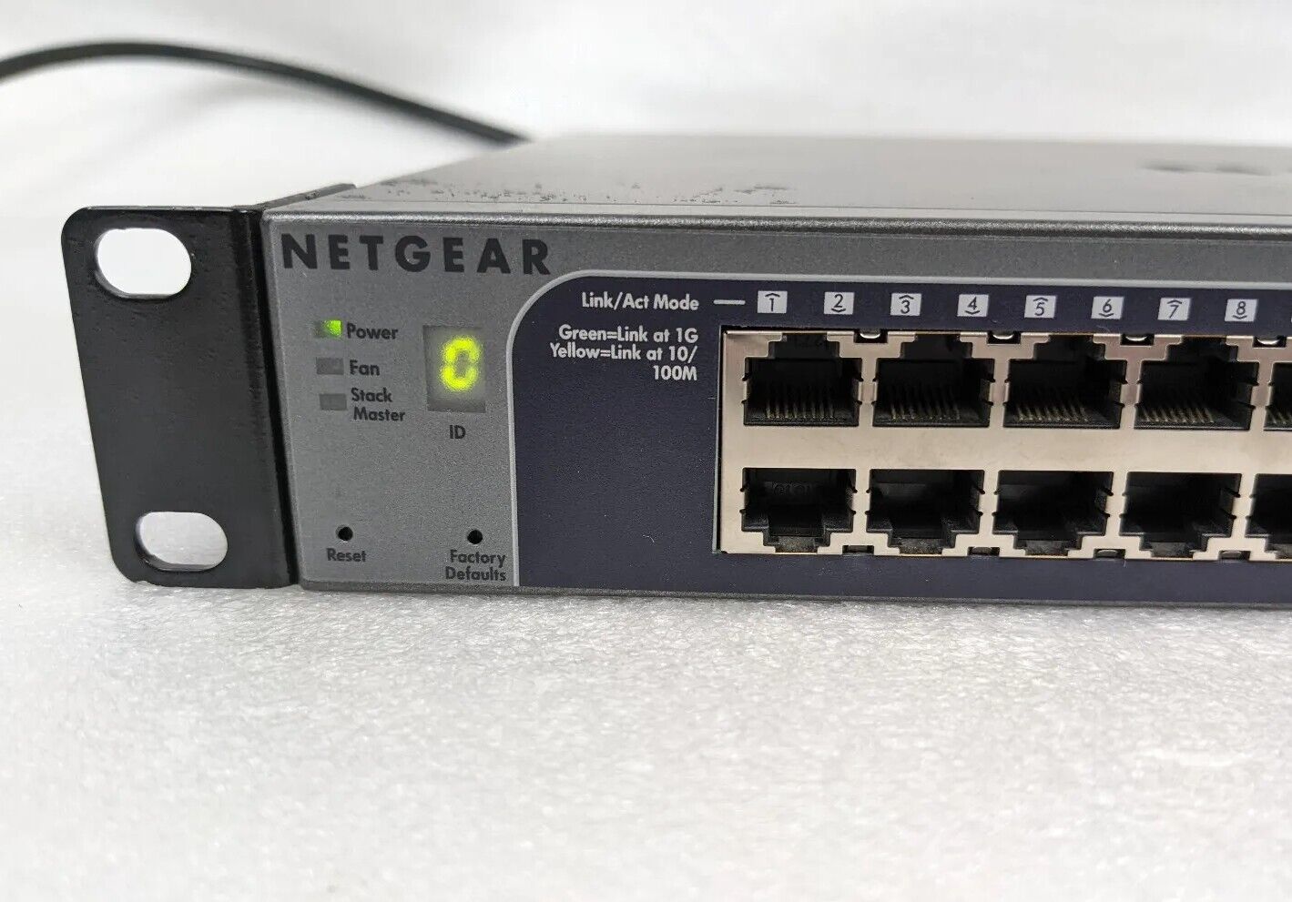 Netgear ProSafe GS752TXS 52-Port Gigabit Stackable Smart Switch