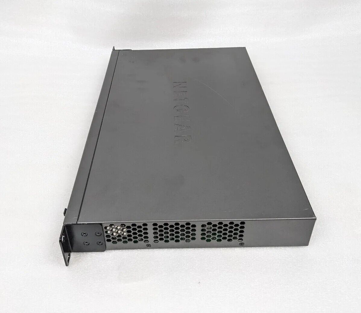 Netgear ProSafe GS752TXS 52-Port Gigabit Stackable Smart Switch