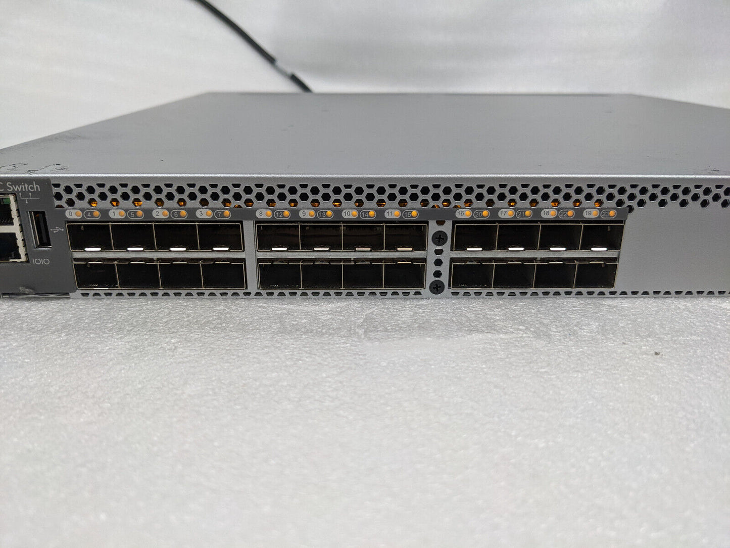 HP SN3000B QW937A 16GB 24 Port 12-Port Active FC Switch QW937A x2 PSU