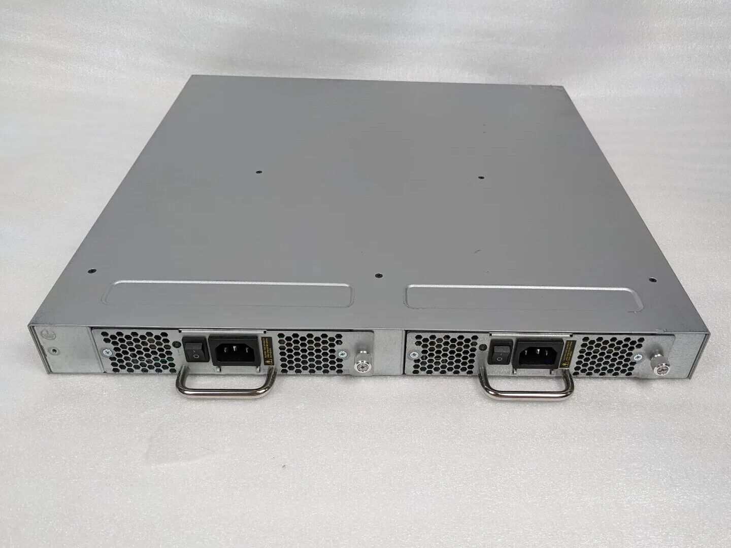 HP SN3000B QW937A 16GB 24 Port 12-Port Active FC Switch QW937A x2 PSU