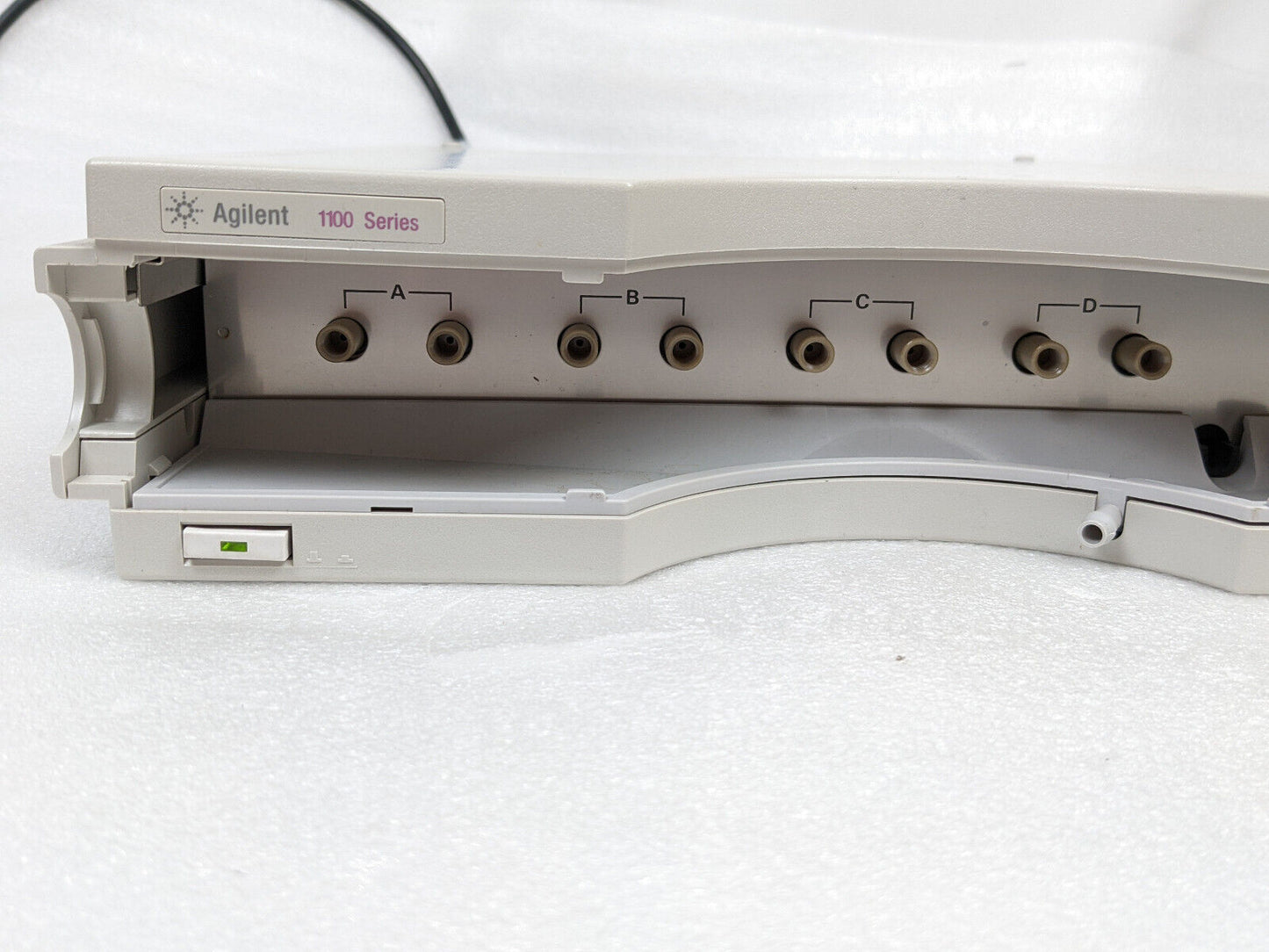 Agilent G1322A 1100 Series 4-Channel Degasser